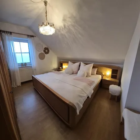 Apartment Herberts Nest Mit Style In Hünfeld